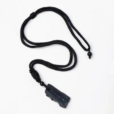 Loket Tourmaline Hitam Mentah